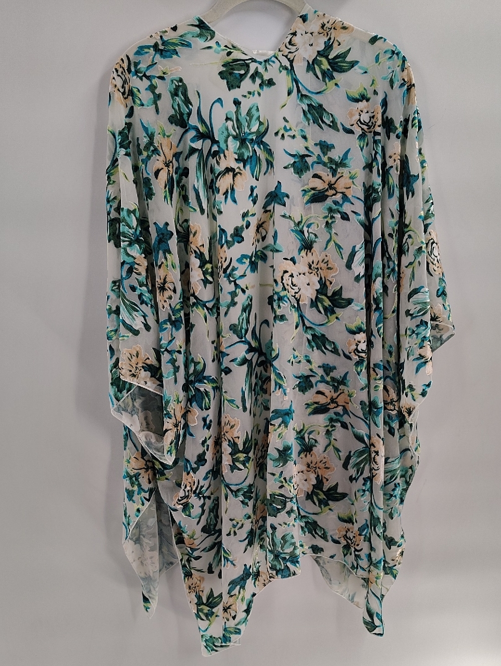Simply Noelle Morning Meadow Velvet Wrap One Size * See Measurements - Picture 5 of 5